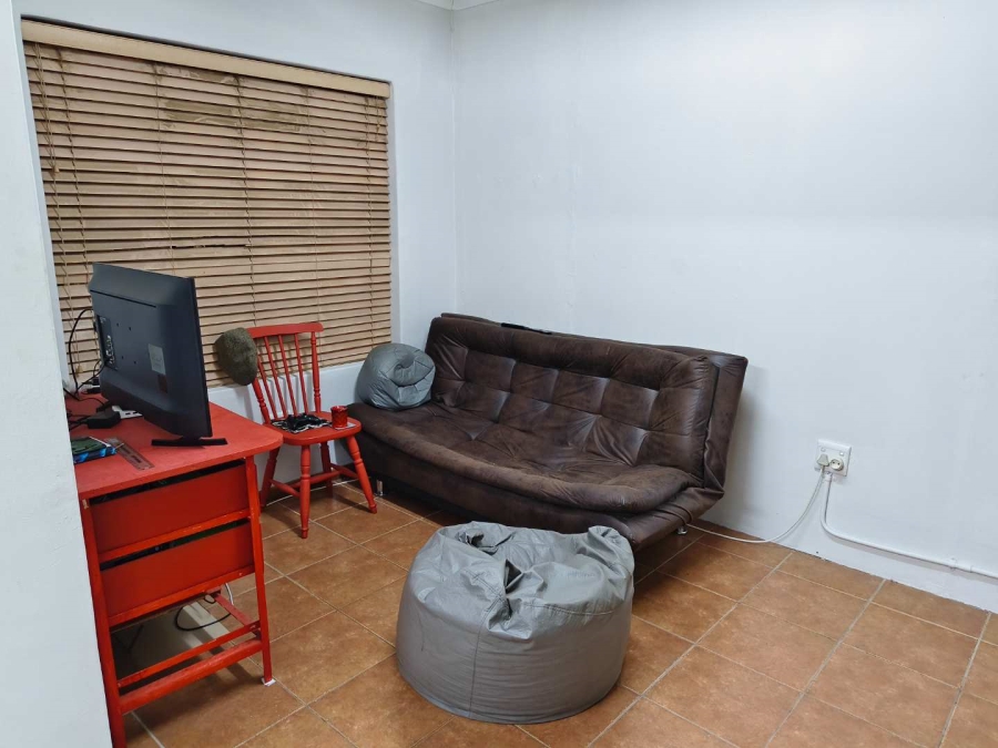 To Let 1 Bedroom Property for Rent in Joostenbergvlakte Western Cape